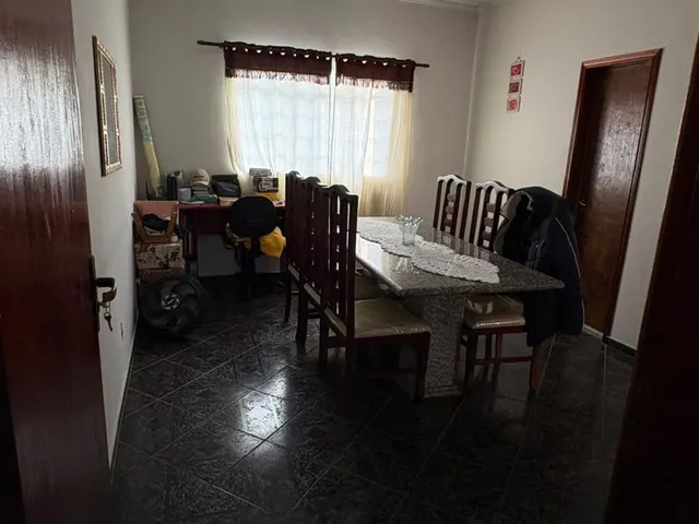 Casa 3 quartos e 2 banheiros, à venda, no bairro Cidade Jardim em Campinas