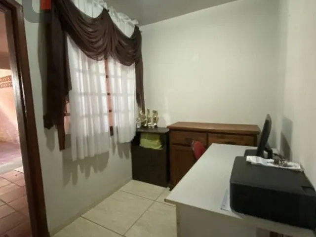 Casa com 72m² 3 quartos e 2 banheiros, à venda, no bairro Xaxim em Curitiba