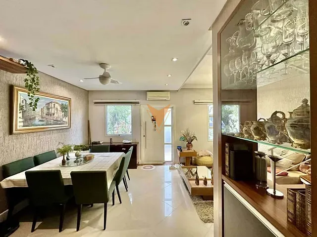 Casa 3 quartos e 2 banheiros, à venda, no bairro Jardim Rebelato em Cotia