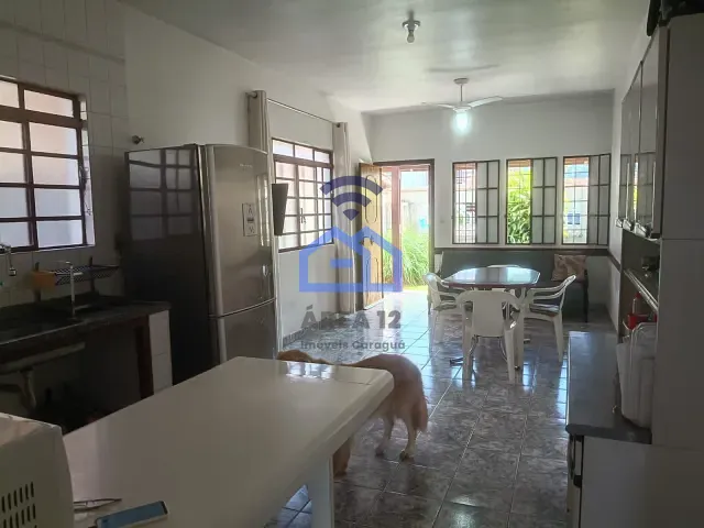 Casa com 490m² 2 quartos e 3 banheiros, à venda, no bairro Jardim das Gaivotas em Caraguatatuba