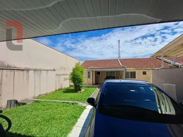 Casa com 98m² 3 quartos e 1 banheiro, à venda, no bairro Vila Itaqui em Campo Largo