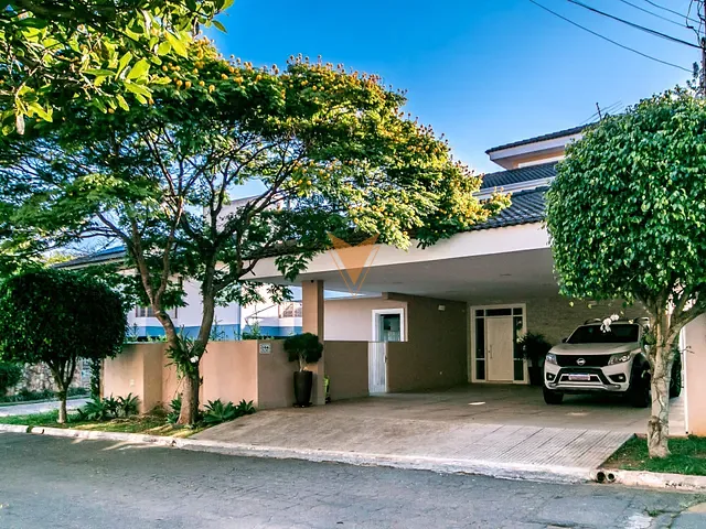 Casa 4 quartos e 4 banheiros, à venda, no bairro San Diego Park em Cotia