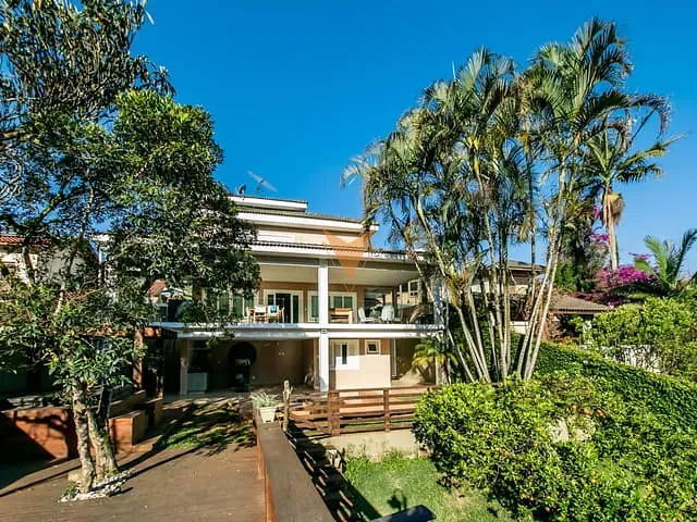Casa 4 quartos e 4 banheiros, à venda, no bairro San Diego Park em Cotia