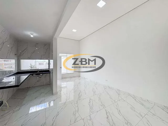 Casa com 150m² 3 quartos e 1 banheiro, à venda, no bairro Colúmbia em Londrina