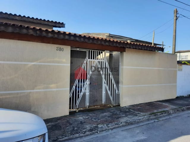 Casa com 2250m², à venda, no bairro Loteamento Residencial Andrade em Pindamonhangaba