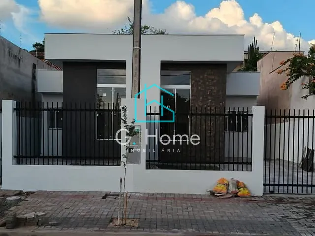 Casa com 180m² 2 quartos e 2 banheiros, à venda, no bairro Columbia em Londrina