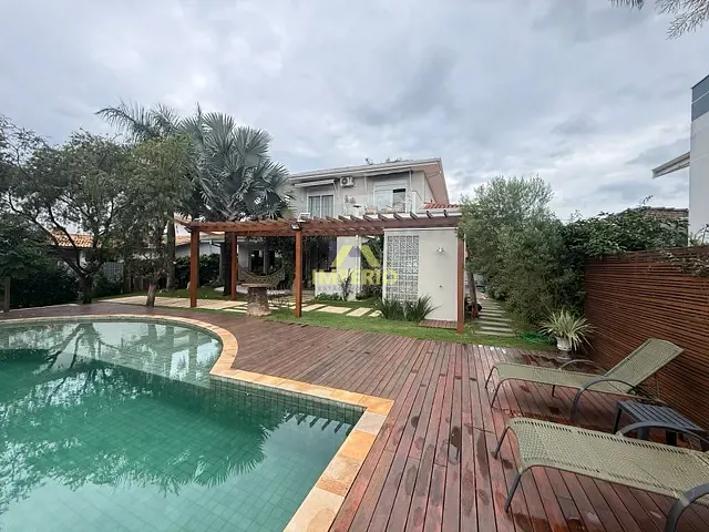 Casa 4 quartos e 6 banheiros, à venda, no bairro Terras de Mont Serrat em Salto