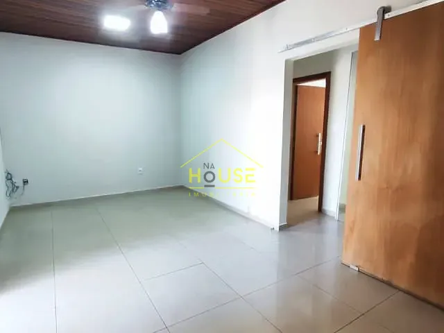 Casa 3 quartos e 3 banheiros, para alugar, no bairro Patrimônio Velho em Votuporanga