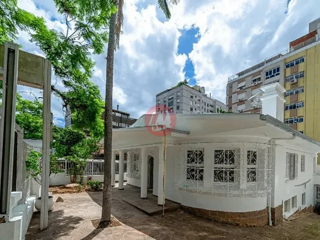 Casa com 350m², para alugar, no bairro Rio Branco em Porto Alegre