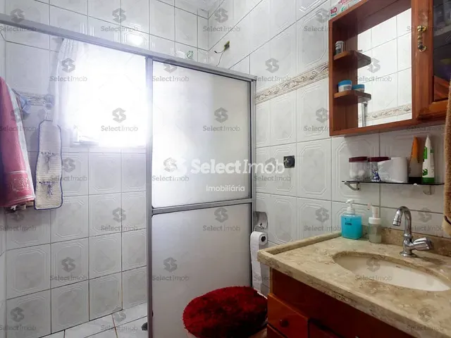 Sobrado com 175m² 3 quartos e 3 banheiros, à venda, no bairro Vila Nossa Senhora das Vitórias em Mauá