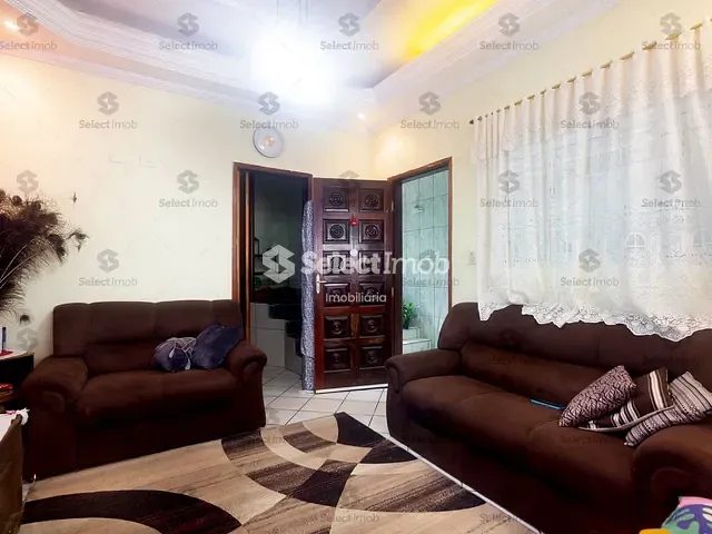 Sobrado com 175m² 3 quartos e 3 banheiros, à venda, no bairro Vila Nossa Senhora das Vitórias em Mauá