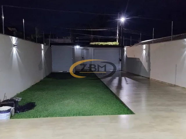 Casa com 225m² 3 quartos e 2 banheiros, à venda, no bairro Colúmbia em Londrina