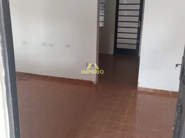 Casa com 125m² 2 quartos e 1 banheiro, à venda, no bairro Vila Romão em Salto
