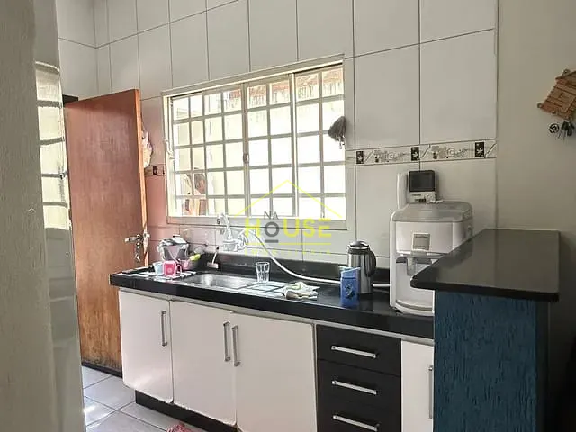 Casa 3 quartos e 2 banheiros, à venda, no bairro Jardim Paraíso em Fernandópolis