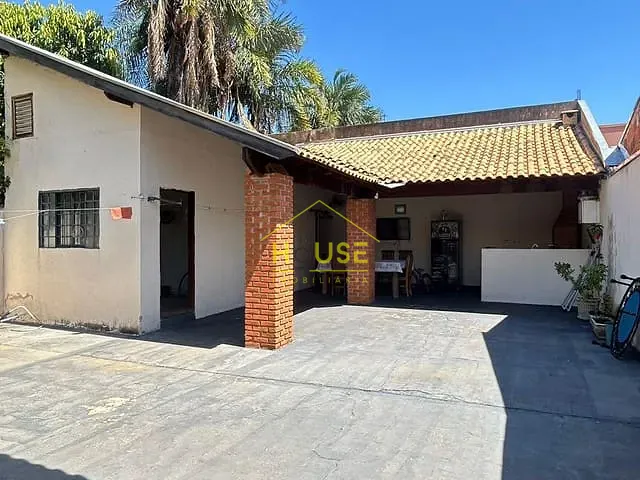 Casa 3 quartos e 2 banheiros, à venda, no bairro Jardim Paraíso em Fernandópolis