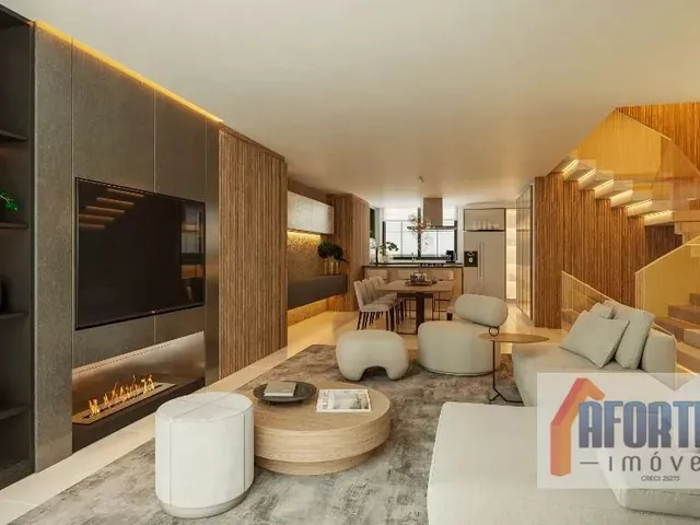 Casa com 349m² 4 quartos e 4 banheiros, à venda, no bairro Santa Felicidade em Curitiba