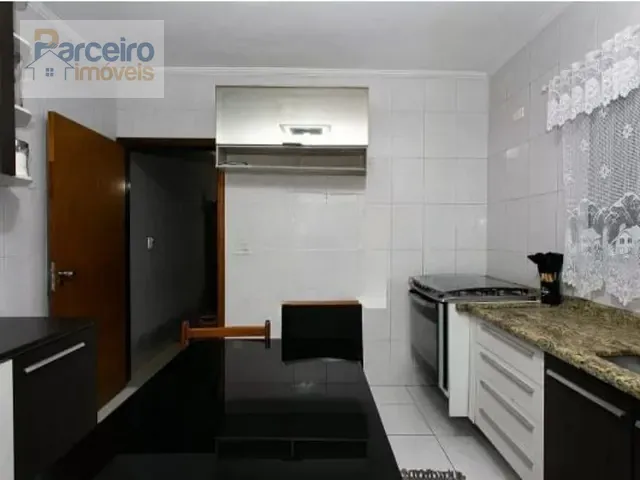 Casa com 250m² 3 quartos e 2 banheiros, à venda, no bairro Vila Matilde em São Paulo