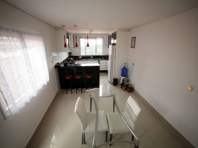 Casa com 125m² 3 quartos e 2 banheiros, à venda, no bairro Jardim Rio das Pedras em Cotia