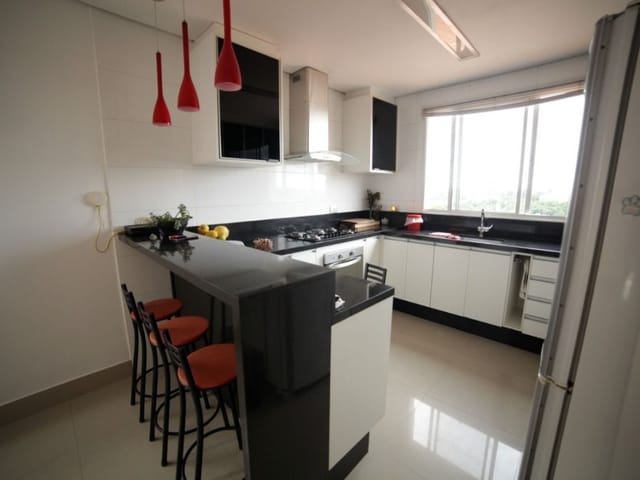 Casa com 125m² 3 quartos e 2 banheiros, à venda, no bairro Jardim Rio das Pedras em Cotia