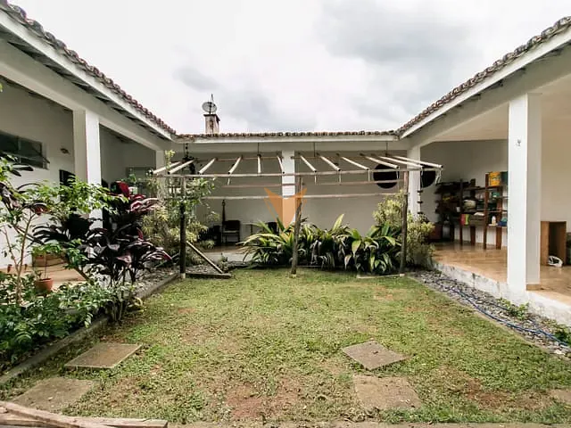 Casa 3 quartos e 4 banheiros, à venda, no bairro Paisagem Renoir em Cotia