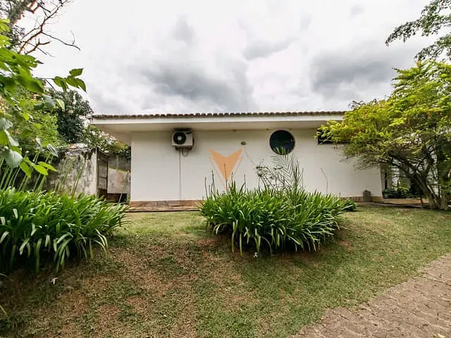 Casa 3 quartos e 4 banheiros, à venda, no bairro Paisagem Renoir em Cotia