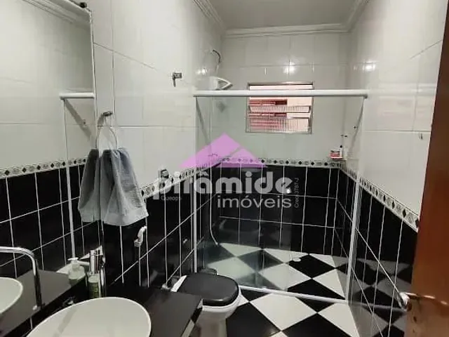 Casa com 134m² 3 quartos e 2 banheiros, à venda, no bairro Jardim Terras do Sul em São José Dos Campos