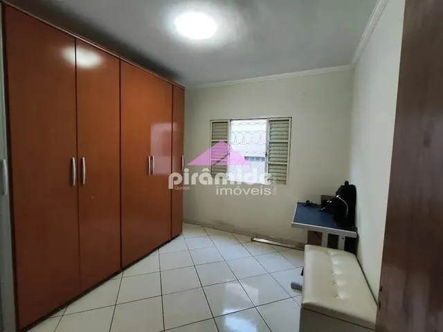 Casa com 134m² 3 quartos e 2 banheiros, à venda, no bairro Jardim Terras do Sul em São José Dos Campos