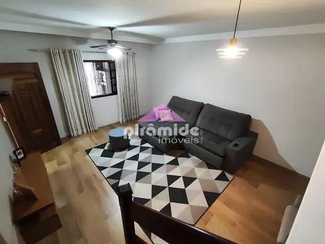 Casa com 134m² 3 quartos e 2 banheiros, à venda, no bairro Jardim Terras do Sul em São José Dos Campos