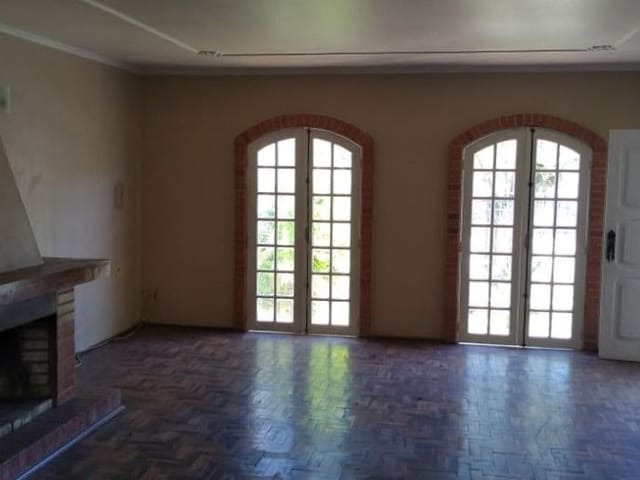 Casa com 350m² 3 quartos e 2 banheiros, à venda, no bairro Centro em Pelotas
