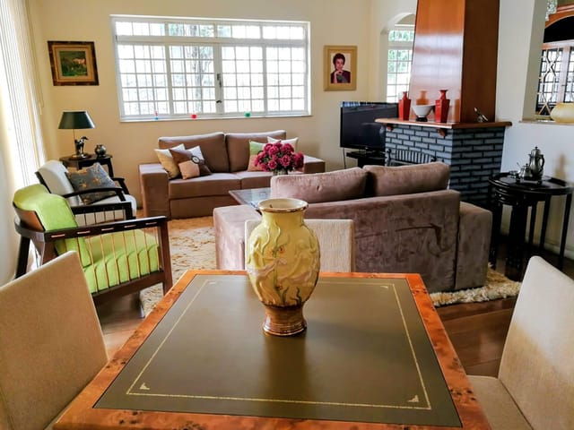 Casa com 724m² 4 quartos e 1 banheiro, à venda, no bairro Jardim Mantiqueira em Águas da Prata
