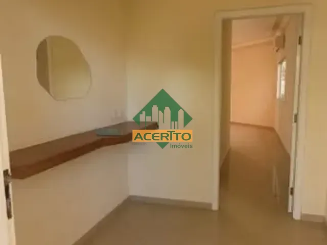 Casa com 390m² 3 quartos e 4 banheiros, para alugar, no bairro Aeroporto em Araçatuba