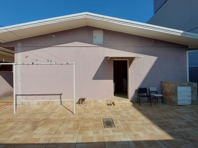 Casa com 462m², à venda, no bairro Oficinas em Ponta Grossa