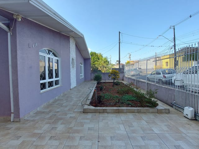 Casa com 462m², à venda, no bairro Oficinas em Ponta Grossa