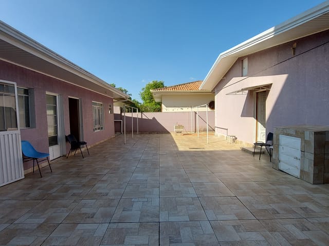 Casa com 462m², à venda, no bairro Oficinas em Ponta Grossa