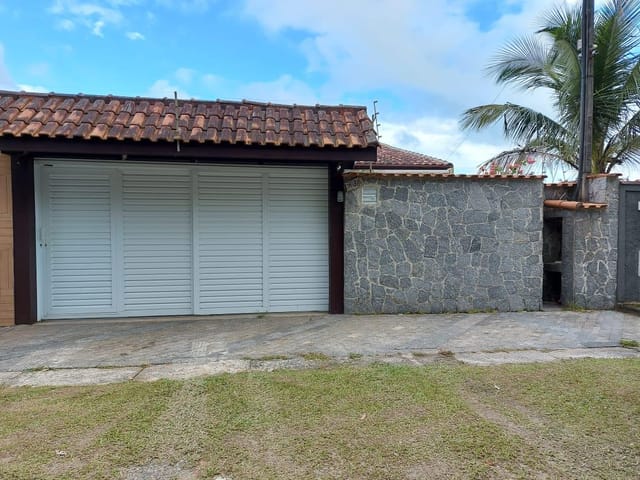 Casa 2 quartos e 2 banheiros, à venda, no bairro Maitinga em Bertioga