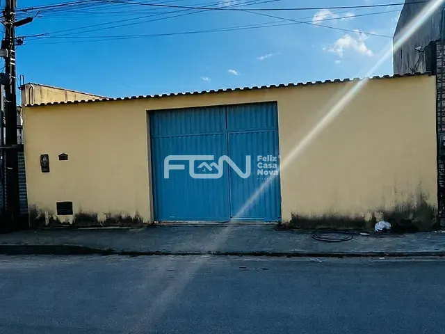 Casa 2 quartos e 2 banheiros, à venda, no bairro Parque Verde I em Camaçari