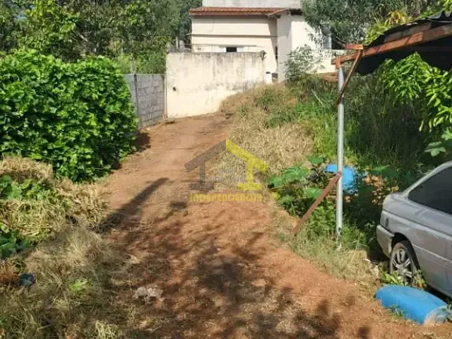 Casa com 402m² 2 quartos e 2 banheiros, à venda, no bairro Loteamento Itatiba Park em Itatiba