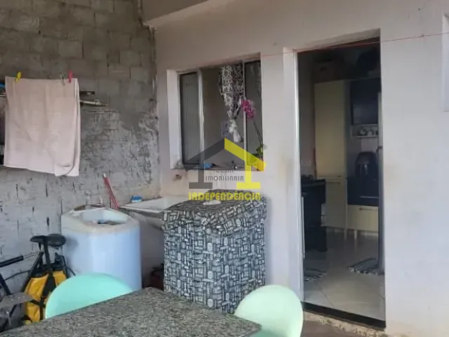 Casa com 402m² 2 quartos e 2 banheiros, à venda, no bairro Loteamento Itatiba Park em Itatiba
