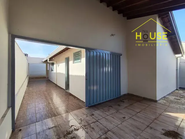 Casa com 204m² 2 quartos e 2 banheiros, à venda, no bairro Chris II em Votuporanga