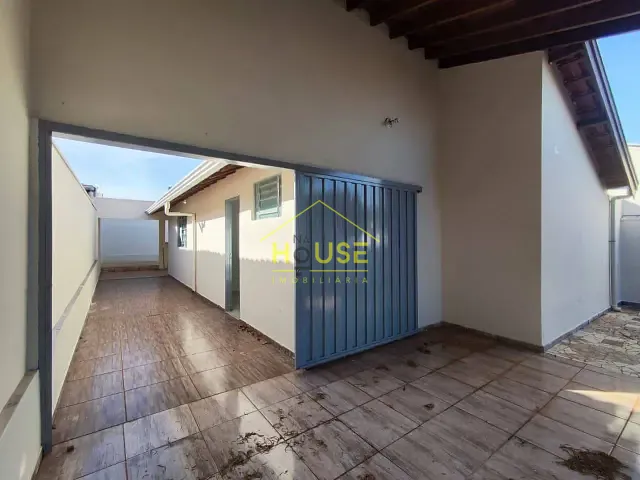 Casa com 204m² 2 quartos e 2 banheiros, à venda, no bairro Chris II em Votuporanga
