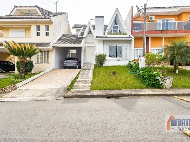 Casa com 273m² 3 quartos e 2 banheiros, à venda ou para alugar, no bairro Barreirinha em Curitiba