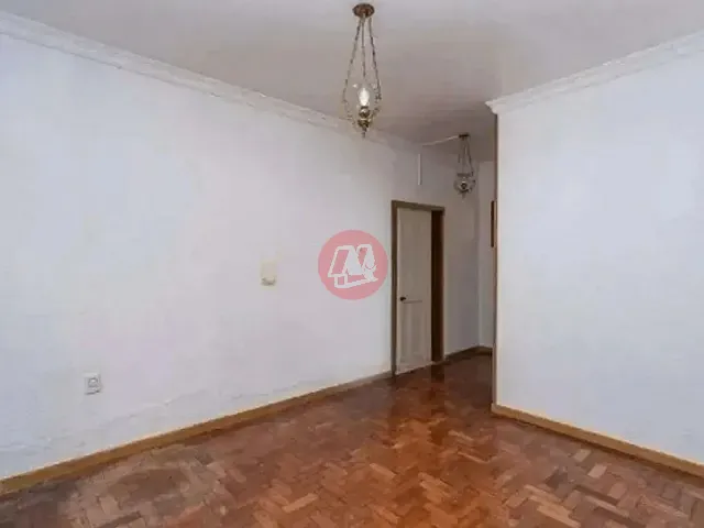 Casa com 356m² 5 quartos e 3 banheiros, para alugar, no bairro Passo da Areia em Porto Alegre