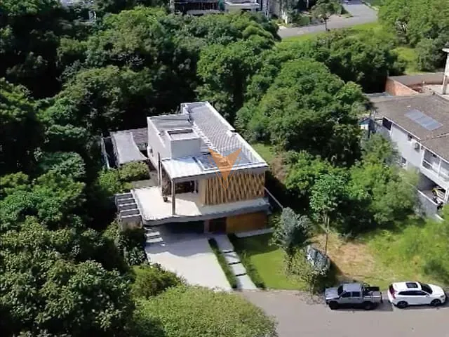 Casa 5 quartos e 5 banheiros, à venda, no bairro Jardim do Golf I em Jandira