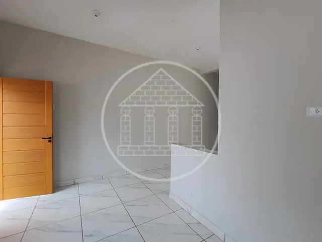 Casa com 66m² 2 quartos e 1 banheiro, à venda, no bairro Itororó em Embu-Guaçu