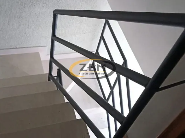 Casa com 126m² 3 quartos e 1 banheiro, à venda, no bairro Colúmbia em Londrina