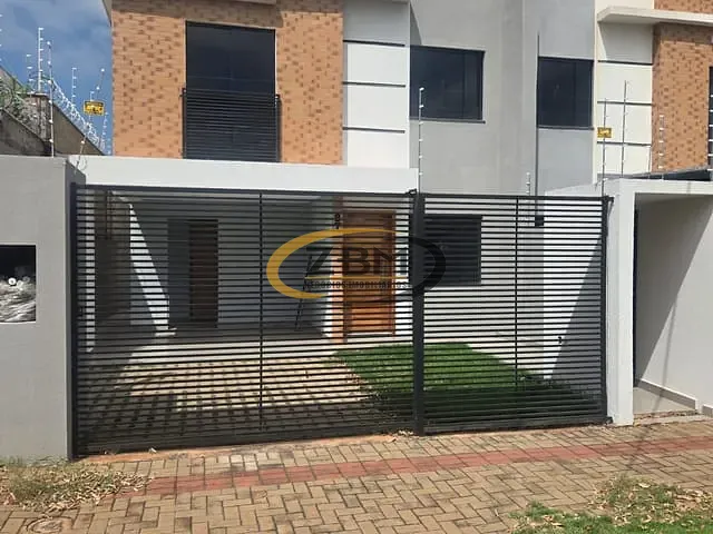Casa com 126m² 3 quartos e 1 banheiro, à venda, no bairro Colúmbia em Londrina
