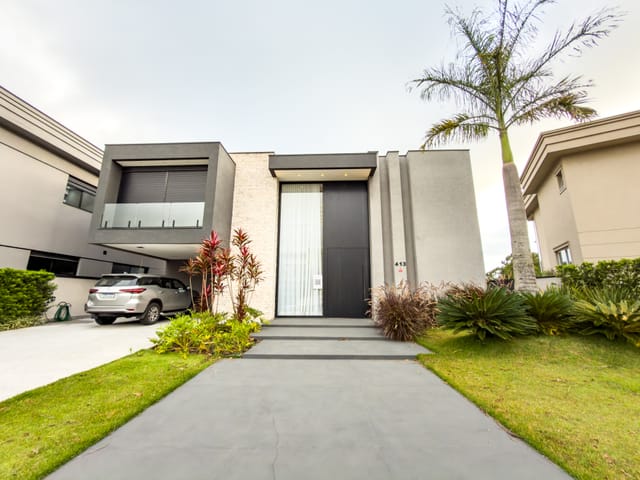 Casa com 388m² 4 quartos e 7 banheiros, à venda, no bairro Tamboré em Santana de Parnaíba