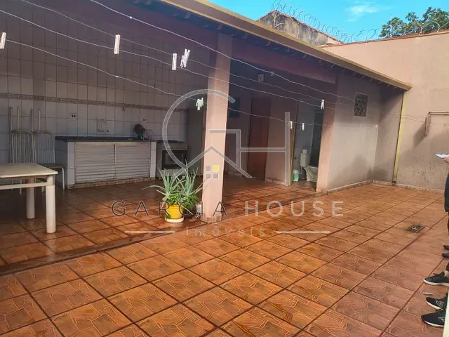 Casa com 200m² 3 quartos e 2 banheiros, à venda, no bairro Jardim Alexandre Balbo em Ribeirão Preto