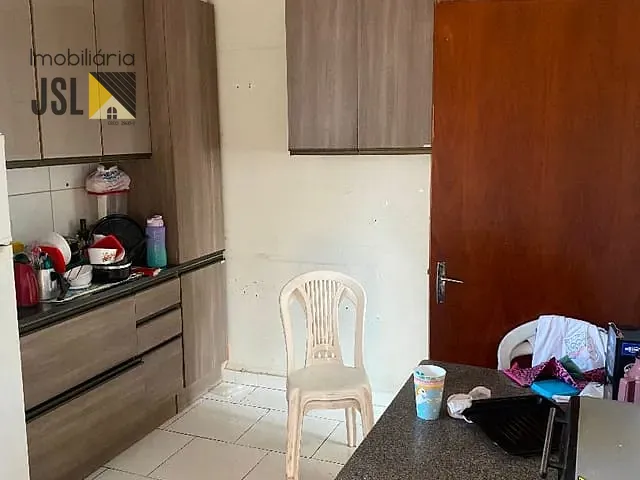 Casa com 140m² 2 quartos e 2 banheiros, à venda, no bairro Parque Residencial Maria Elmira em Caçapava