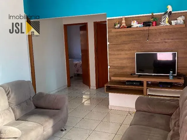 Casa com 140m² 2 quartos e 2 banheiros, à venda, no bairro Parque Residencial Maria Elmira em Caçapava